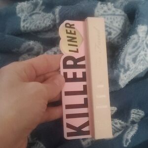 Too Faced Killer Killer Cashmere 36 Hr Non Flaking Transfer Resistant